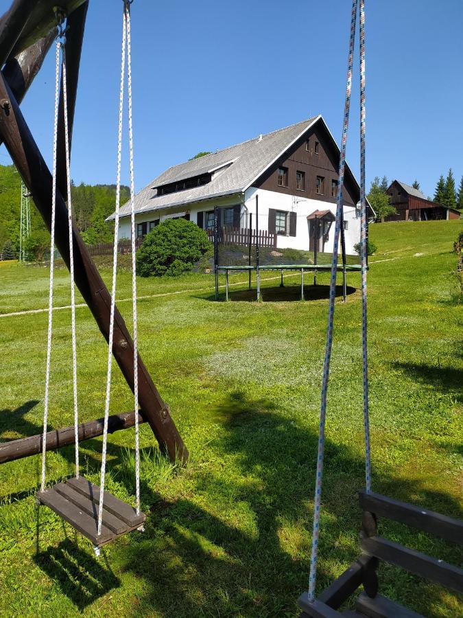 Hotel U Tomíčků Paseky nad Jizerou Exterior foto